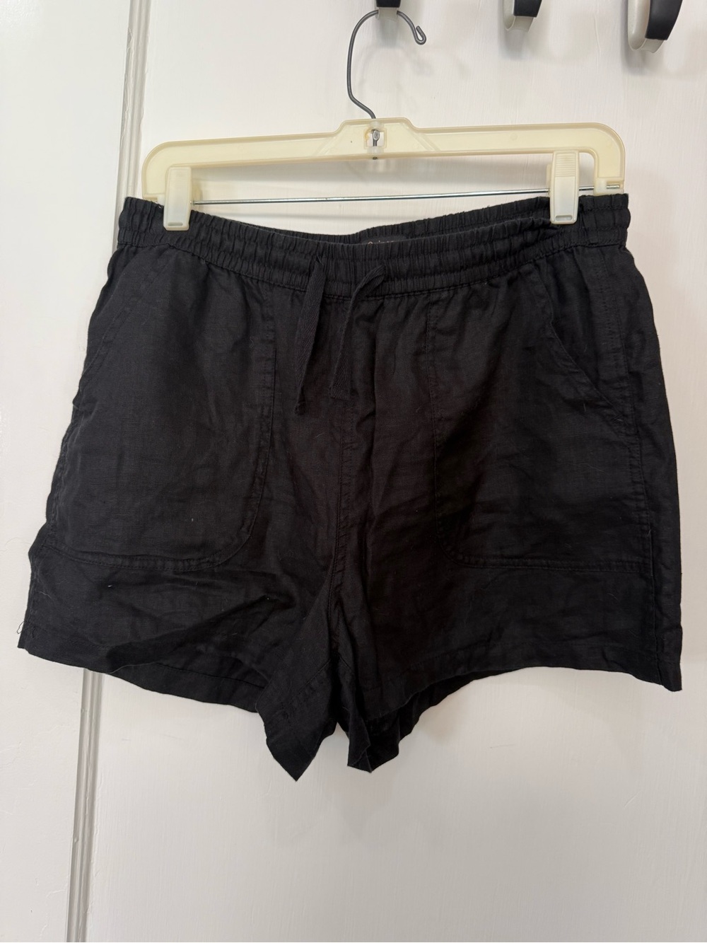 Black Quince Women's Drawstring Linen Shorts Size Medium EUC